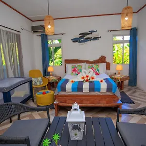 Apartment Milles Montagnes, Anse Royale